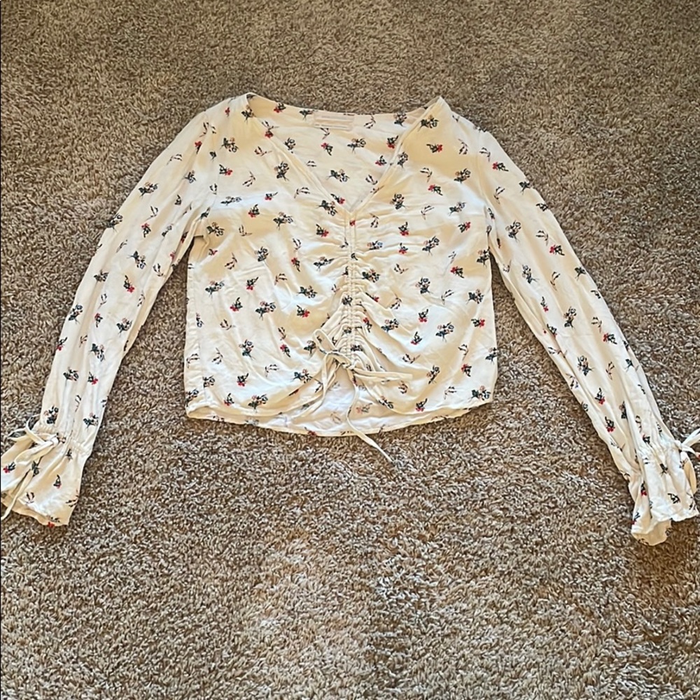 UO Long sleeve blouse